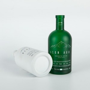 Botella de cristal nórdico de tequila con corcho con estampado do logotipo de Green Frost